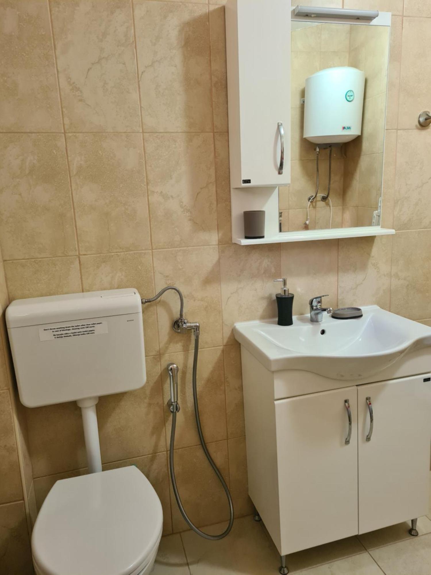 Apartment Sunny Bar Bagian luar foto