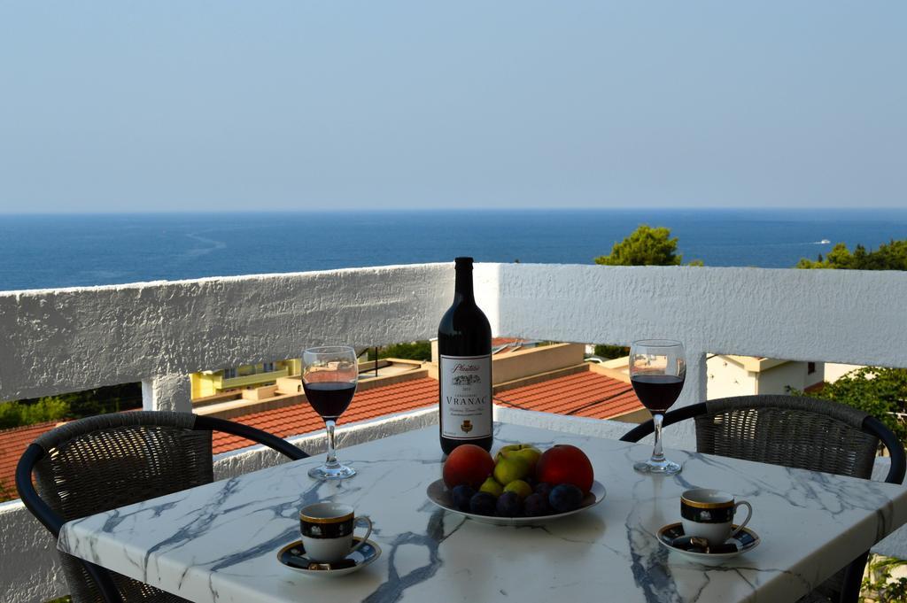 Apartment Sunny Bar Bagian luar foto