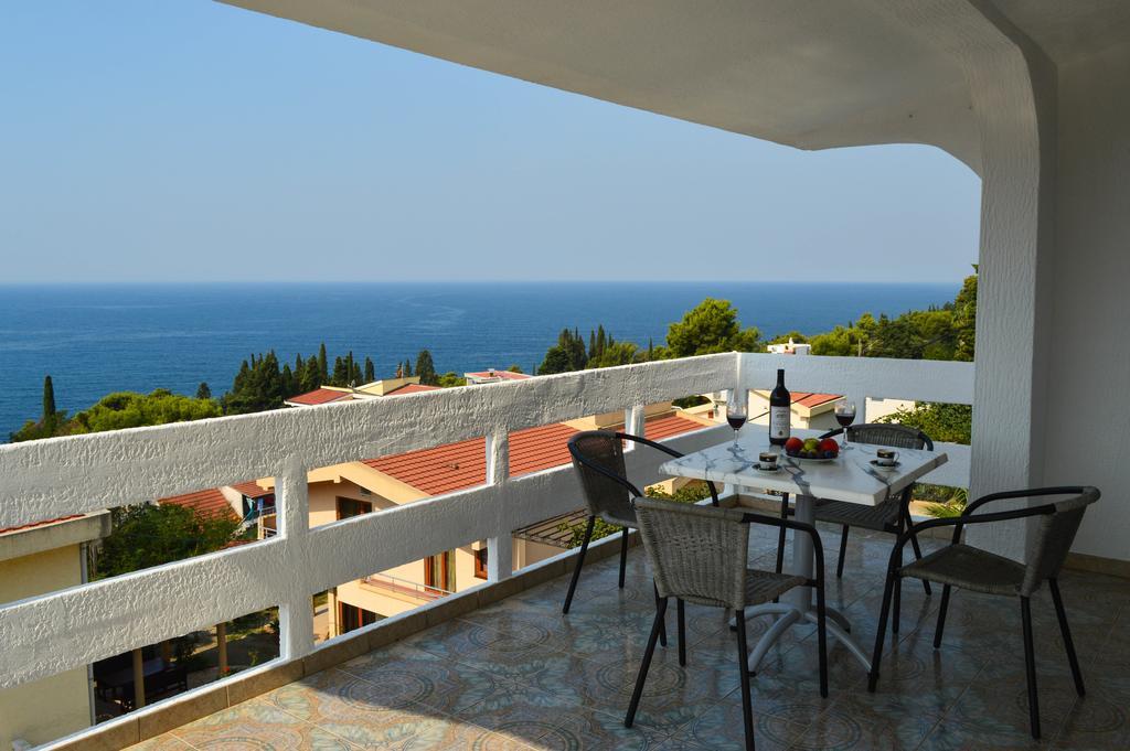 Apartment Sunny Bar Bagian luar foto